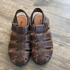 Boys sandals